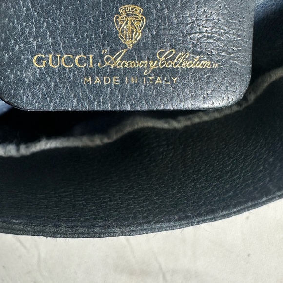 Gucci Shoulder Bag - Picture 9 of 10